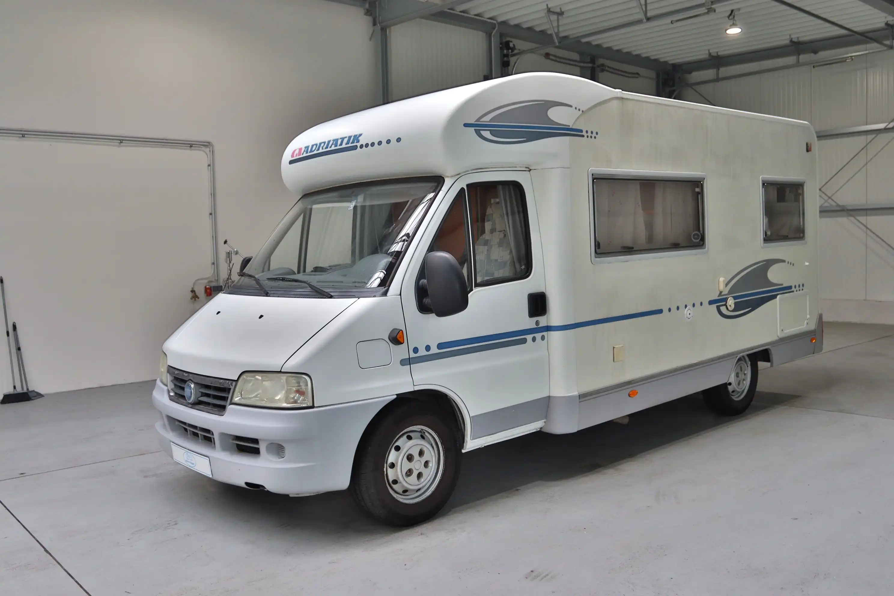 ADRIA Adratik Coral 590 DS
